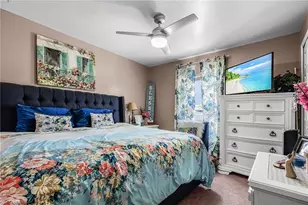 2216 NE 7th Pl, Cape Coral, FL 33909 - Photo 14
