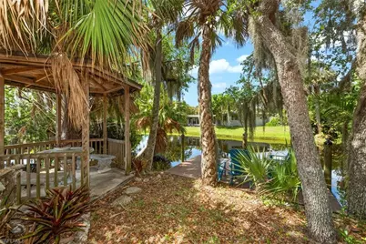 2431 N Westwood Dr, North Fort Myers, FL 33917 - Photo 34