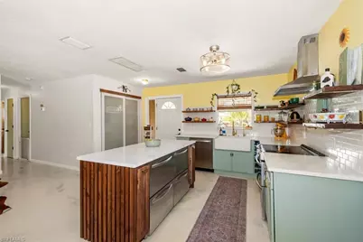 2431 N Westwood Dr, North Fort Myers, FL 33917 - Photo 6