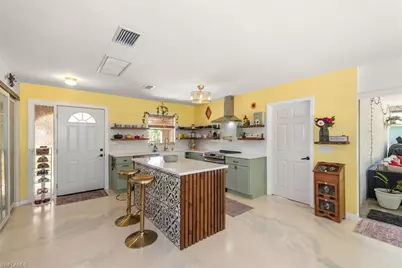 2431 N Westwood Dr, North Fort Myers, FL 33917 - Photo 8
