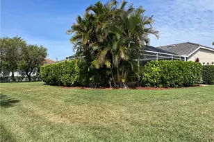 12530 Strathmore Loop, Fort Myers, FL 33912 - Photo 6