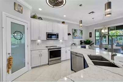9312 River Otter Dr, Fort Myers, FL 33912 - Photo 6