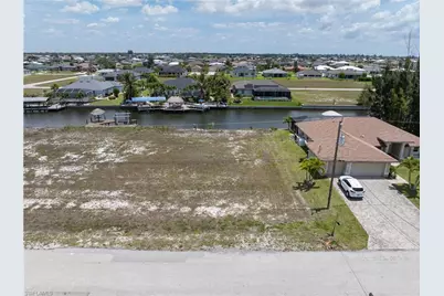 1637 NW 39th Ave, Cape Coral, FL 33993 - Photo 6