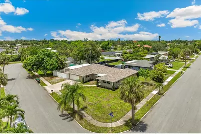 5654 Natoma Dr, Fort Myers, FL 33919 - Photo 2