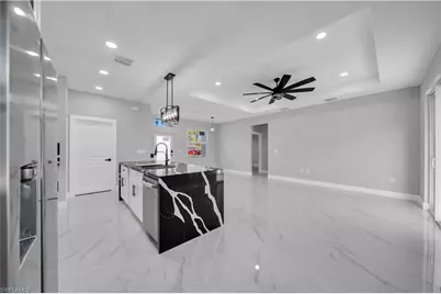 885 Barcia St E, Lehigh Acres, FL 33974 - Photo 8