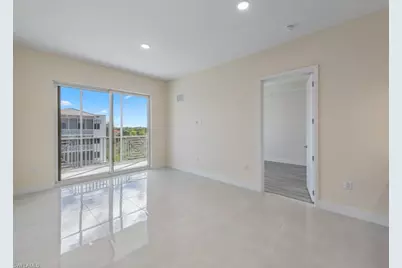 26589 Rosewood Pointe Dr #306, Bonita Springs, FL 34135 - Photo 4