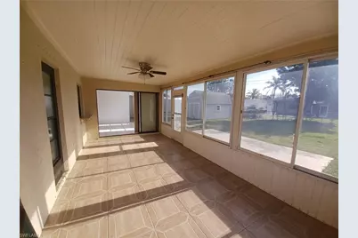 3305 SW 7th Pl, Cape Coral, FL 33914 - Photo 4
