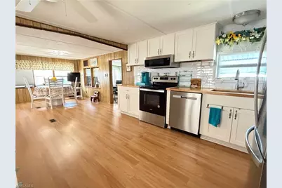 167 Chisholm Trl, North Fort Myers, FL 33917 - Photo 2