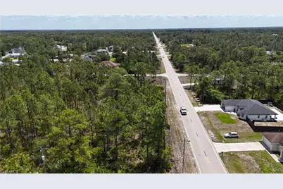 1406 W 10th St, Lehigh Acres, FL 33972 - Photo 10