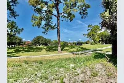 4718/4720 Golfview Blvd, Lehigh Acres, FL 33973 - Photo 4
