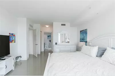 3000 Oasis Grand Blvd #801, Fort Myers, FL 33916 - Photo 12
