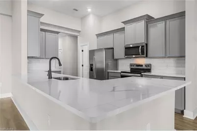 1524 SW 29th St, Cape Coral, FL 33914 - Photo 2