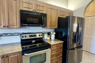 13648 Admiral Ct, Fort Myers, FL 33912 - Photo 6