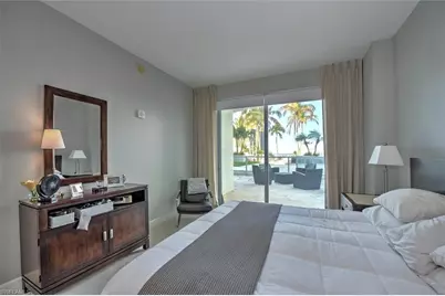 3000 Oasis Grand Blvd #407, Fort Myers, FL 33916 - Photo 12