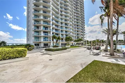 3000 Oasis Grand Blvd #407, Fort Myers, FL 33916 - Photo 24
