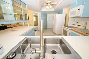 4520 Vinsetta Ave, North Fort Myers, FL 33903 - Photo 10