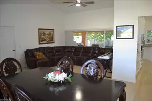 622 SE 10th Ave, Cape Coral, FL 33990 - Photo 6