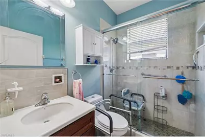 12142 Country Day Cir, Fort Myers, FL 33913 - Photo 32
