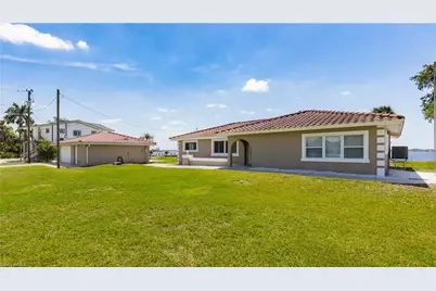 1808 Stevenson Rd, North Fort Myers, FL 33917 - Photo 4