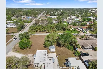 27820 Lime St, Bonita Springs, FL 34135 - Photo 8