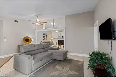 924 SE 21st Ln, Cape Coral, FL 33990 - Photo 12