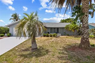 924 SE 21st Ln, Cape Coral, FL 33990 - Photo 28
