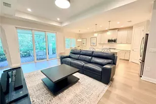 3050 Heritage Pnes Dr, Fort Myers, FL 33905 - Photo 2