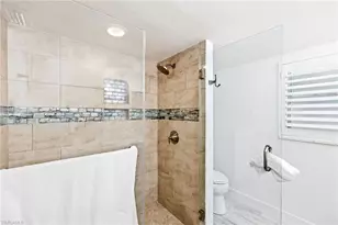 469 Bayshore Dr, Cape Coral, FL 33904 - Photo 42