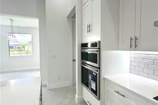 608 SW 20th Terrace, Cape Coral, FL 33991 - Photo 16