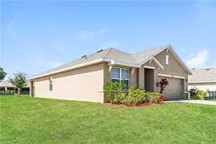 630 SW 23rd St, Cape Coral, FL 33991 - Photo 2