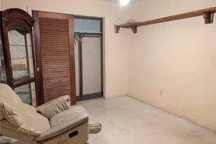 376 Kingston Dr E, Fort Myers, FL 33905 - Photo 14