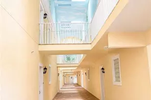 12515 McGregor Blvd, Fort Myers, FL 33919 - Photo 14