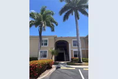 12515 McGregor Blvd #104, Fort Myers, FL 33919 - Photo 2