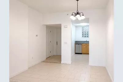 12515 McGregor Blvd #104, Fort Myers, FL 33919 - Photo 6