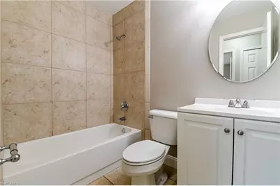 225 SW 37th St, Cape Coral, FL 33914 - Photo 8