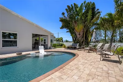 2553 NW 21st Pl, Cape Coral, FL 33993 - Photo 40