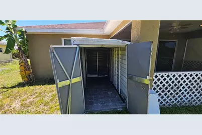 815 Porter St E, Lehigh Acres, FL 33974 - Photo 22