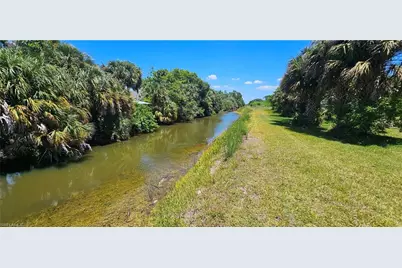 815 Porter St E, Lehigh Acres, FL 33974 - Photo 26