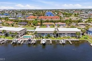 4211 SE 19th Pl, Cape Coral, FL 33904 - Photo 6