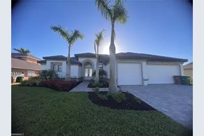 305 NE 19th Pl, Cape Coral, FL 33909 - Photo 1