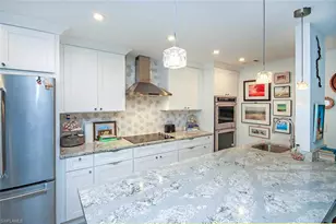 561 Periwinkle Way, Sanibel, FL 33957 - Photo 4