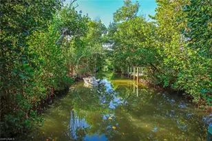 561 Periwinkle Way, Sanibel, FL 33957 - Photo 18