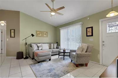 1628 SW 12th Ln, Cape Coral, FL 33991 - Photo 6