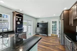 14875 Crescent Cove Dr, Fort Myers, FL 33908 - Photo 8