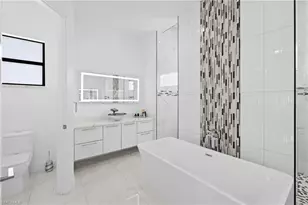 140 SE 16th St, Cape Coral, FL 33990 - Photo 20