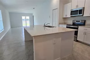 20190 Caroline Crk Pl, Lehigh Acres, FL 33974 - Photo 6
