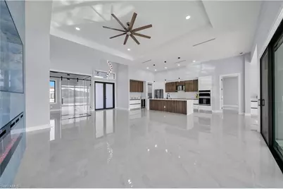 10 SW 35th Ave, Cape Coral, FL 33991 - Photo 8