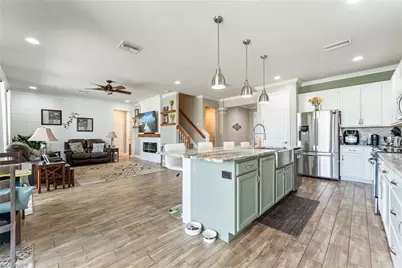2489 Sutherland Ct, Cape Coral, FL 33991 - Photo 6