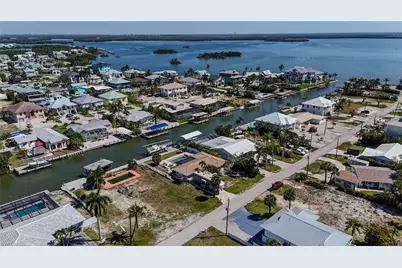 207 Ibis St, Fort Myers Beach, FL 33931 - Photo 18