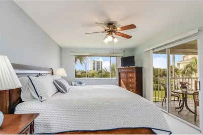 340 Horse Creek Dr #305, Naples, FL 34110 - Photo 14